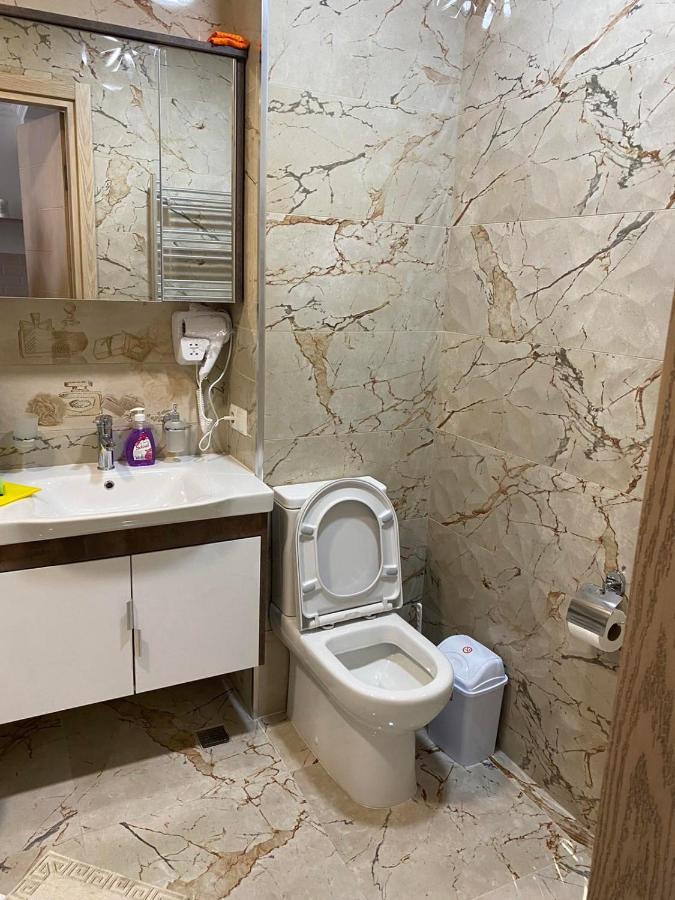 Апартаменты Елена Batumi Exterior photo